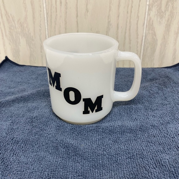 glasbake Other - MOM Vintage 1970s
Glasbake White Glass
Coffee Mug Cup Greatest
World Tender Love